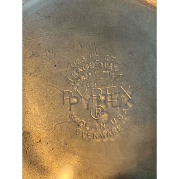 Sheffield silverplated chafing dish with 1.5 quart Pyrex bowl. - Picture 5 of 15